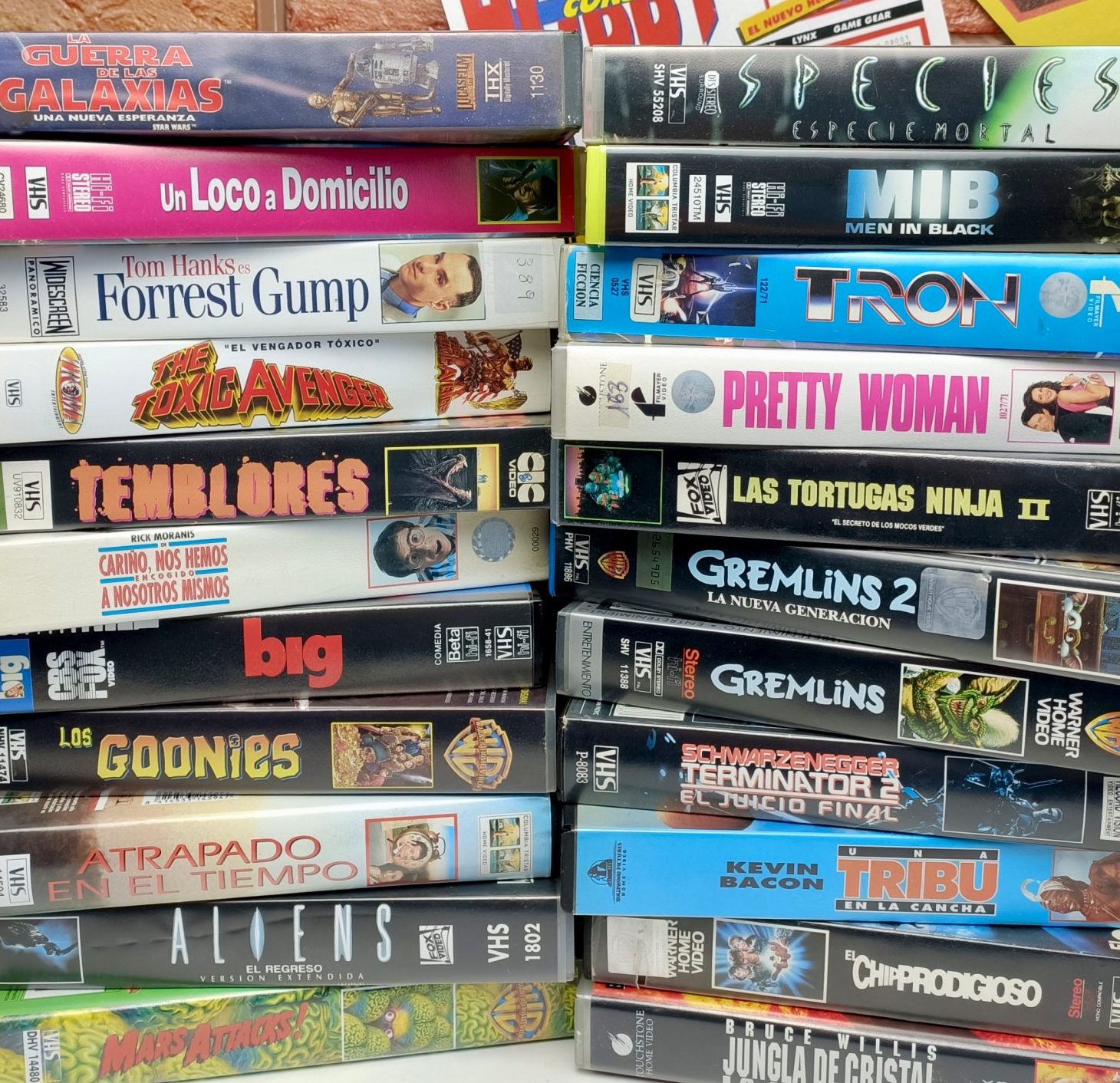 comprar juguetes antiguos - cromos y vhs